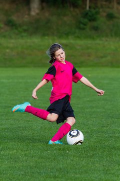 Bild 30 - B-Juniorinnen TSV Gnutz o.W. - SV Wahlstedt : Ergebnis: 1:1